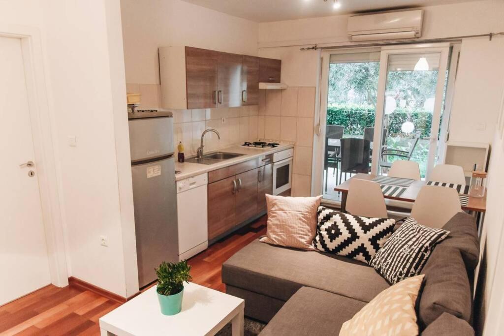Cosy Apartment In A Quiet Neighborhood Zadar Luaran gambar